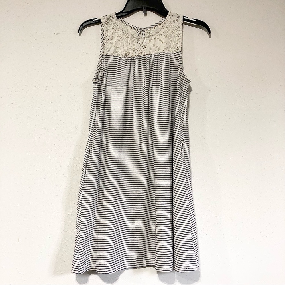 Merona Black and White striped Casual dress with pockets